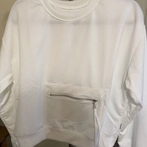 Light weight sweatshirt NWOT